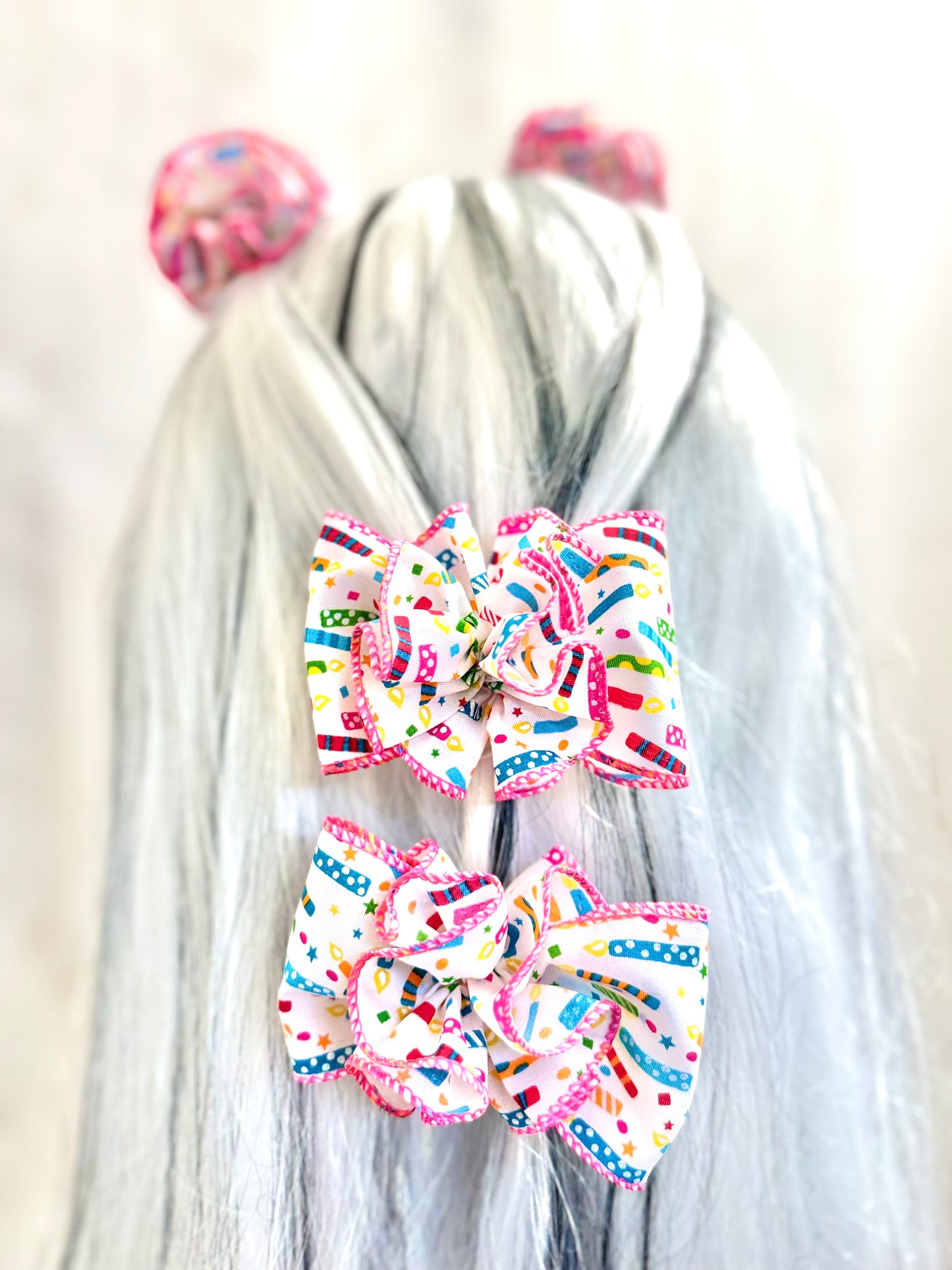 3.5” Birthday Bow with Ruffle