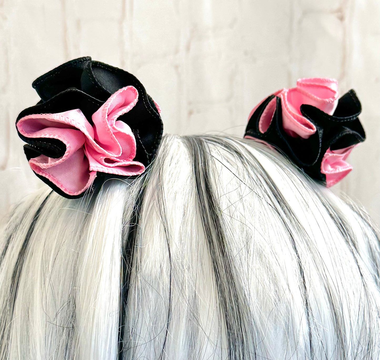 2” Lady Bird Ruffle Ball