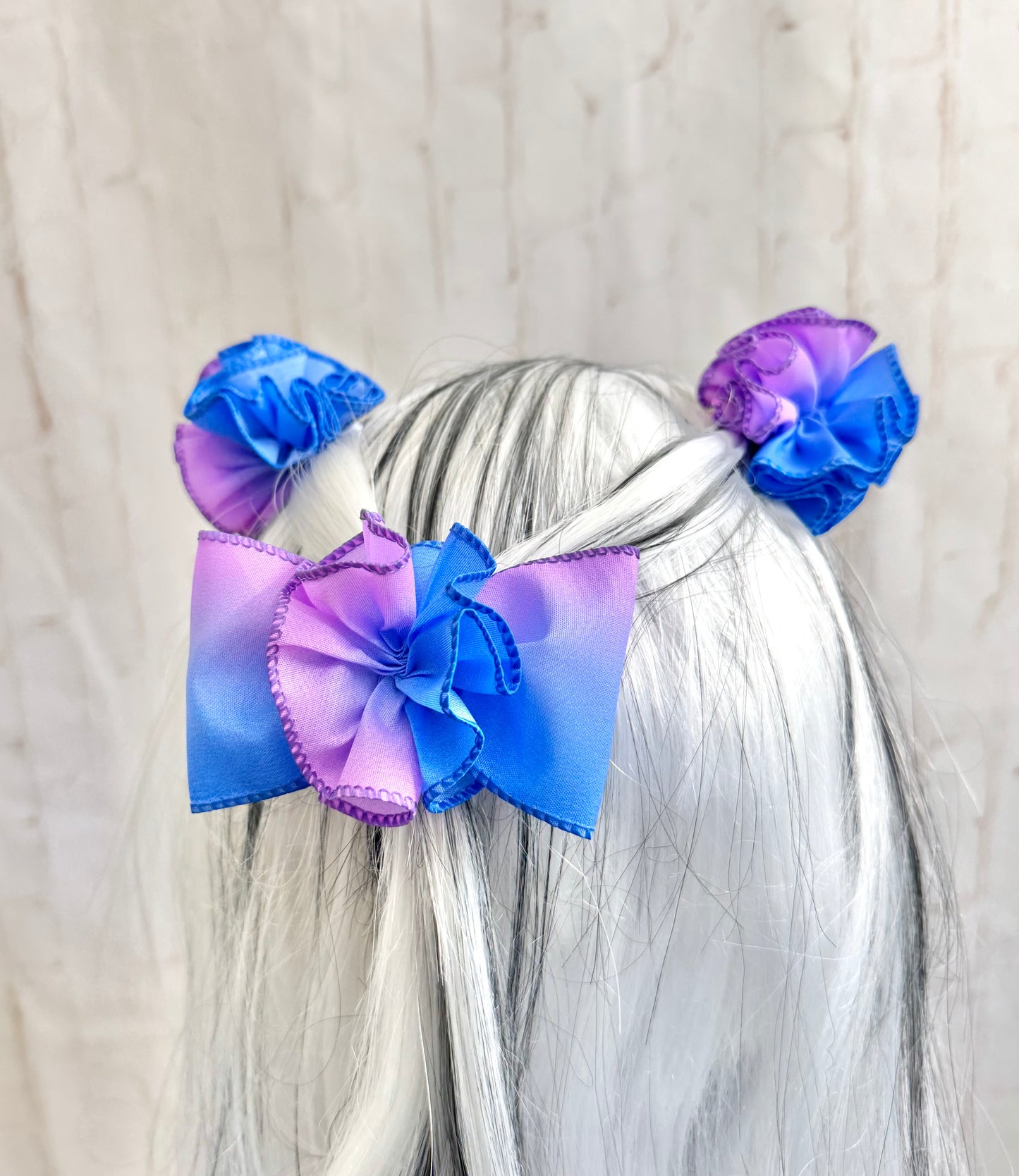 3.5” Blueberry Ombré Bow with Ruffle