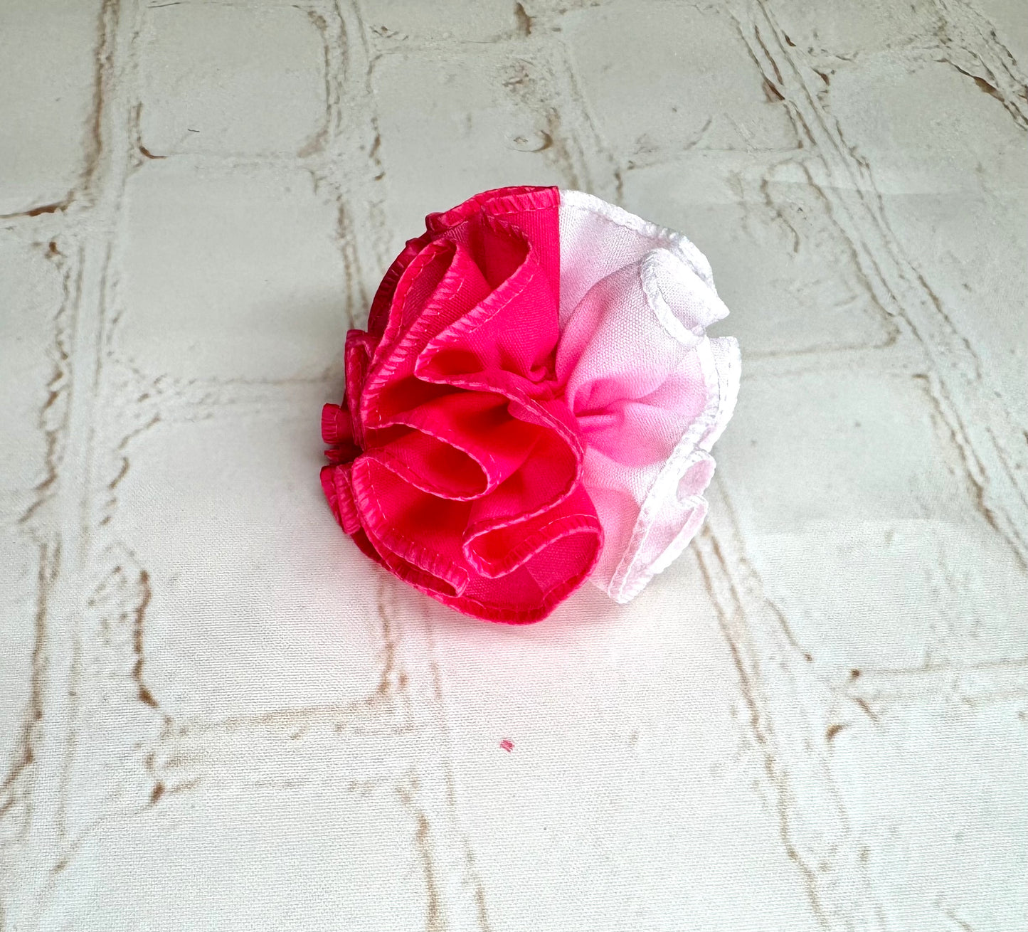 2” Cupid Ombré Ruffle Ball