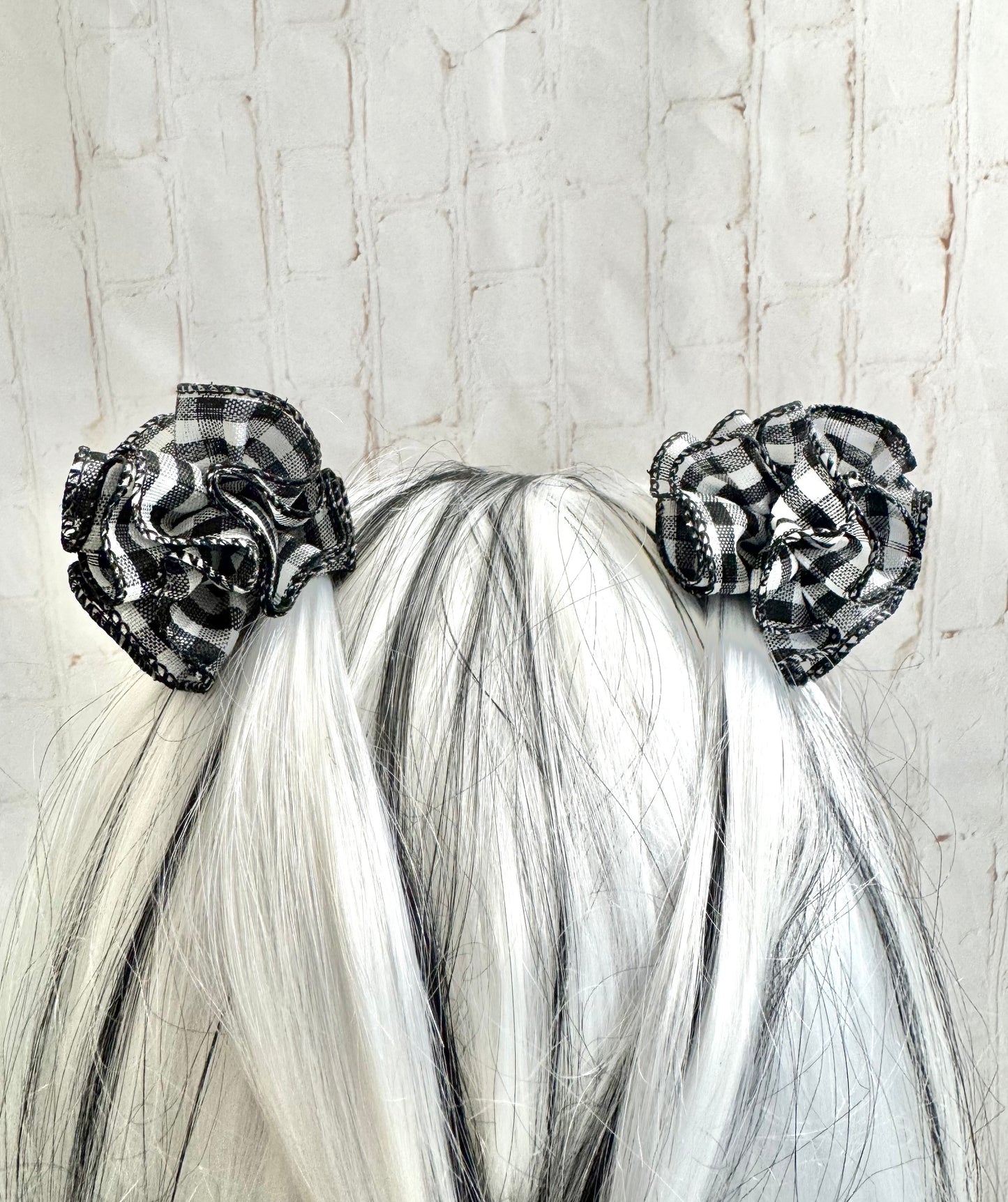 2” Betsy Ruffle Ball
