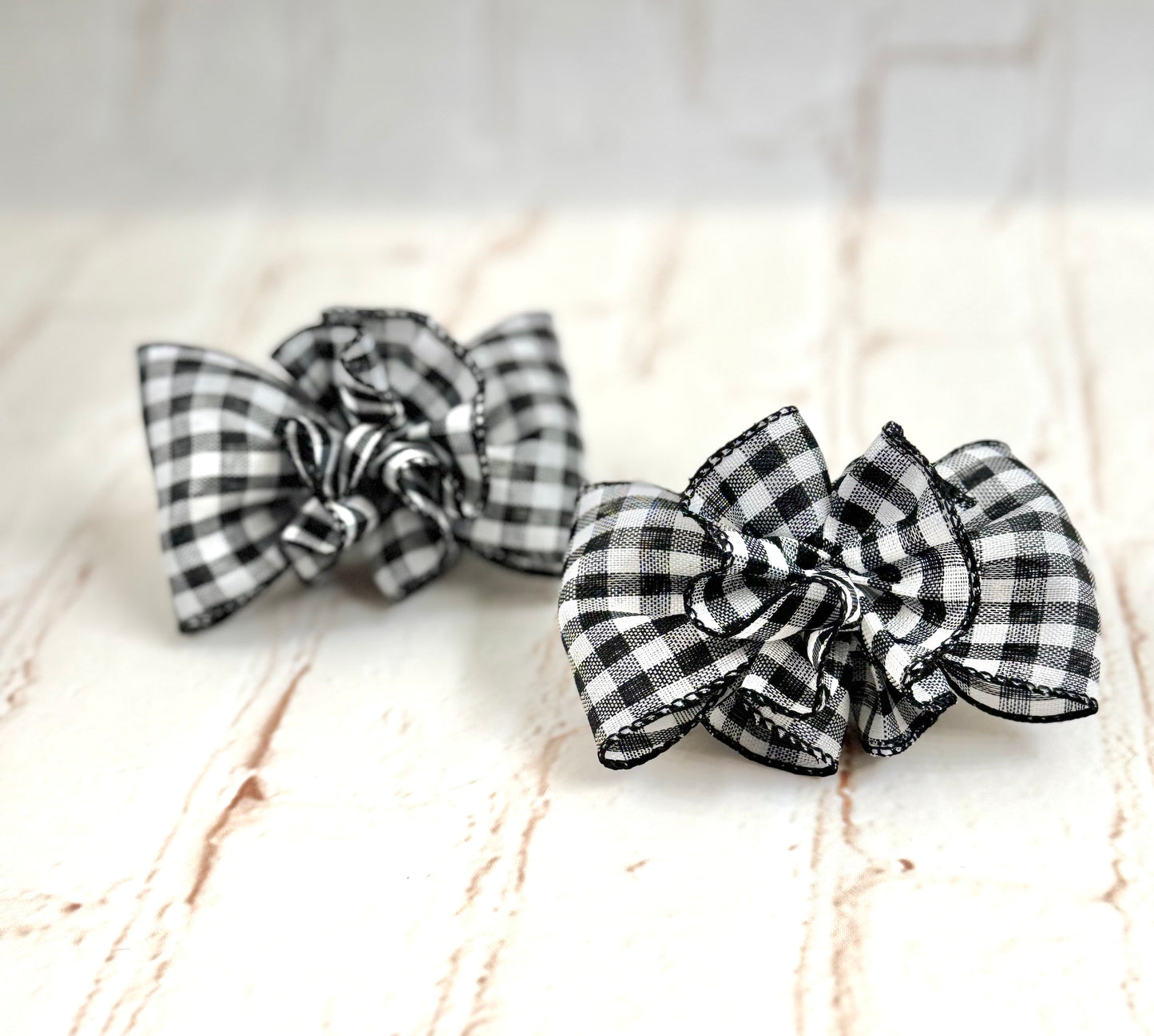 3.5” Betsy Bow with Ruffle