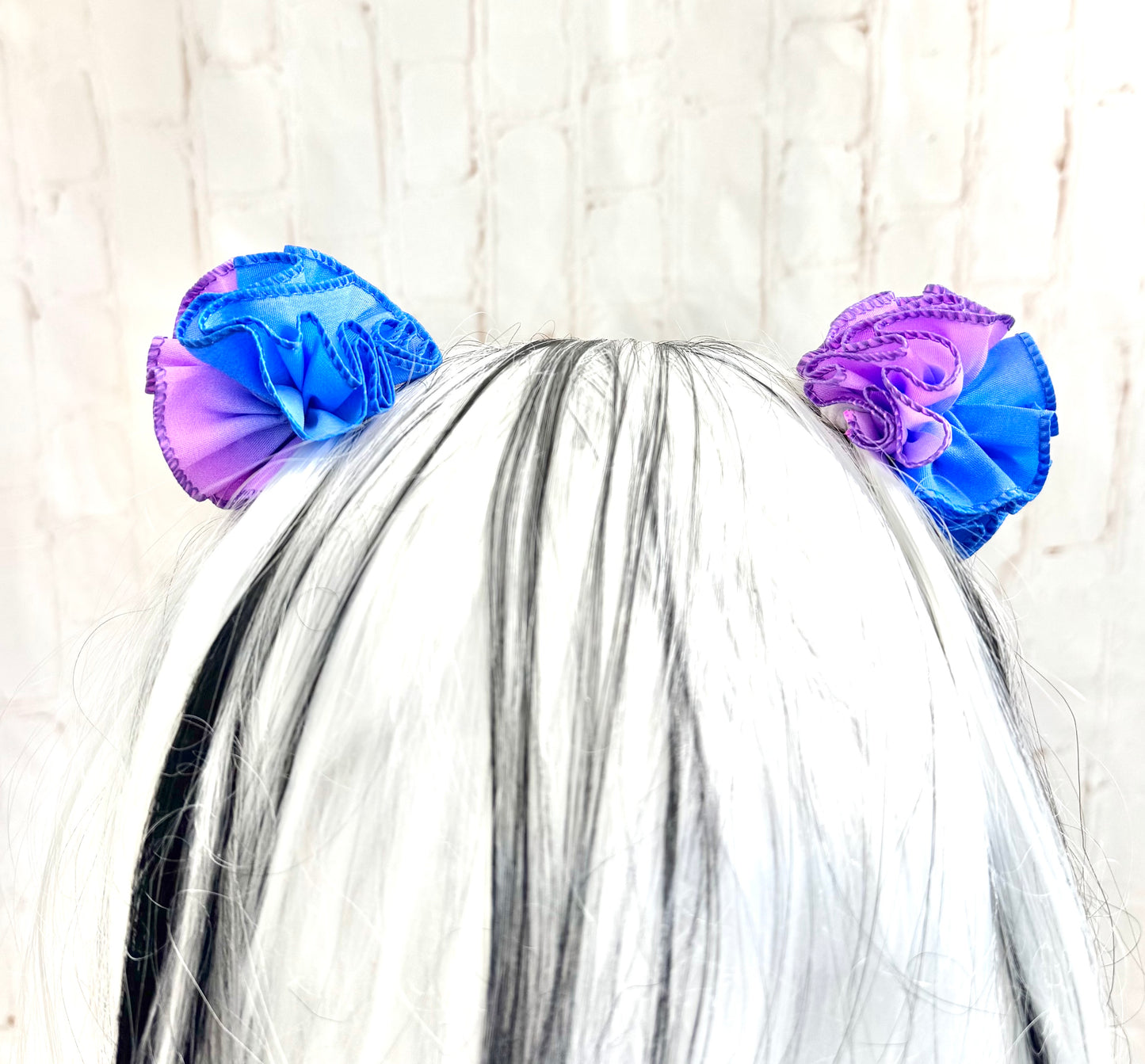2” Ombré Ruffle Ball