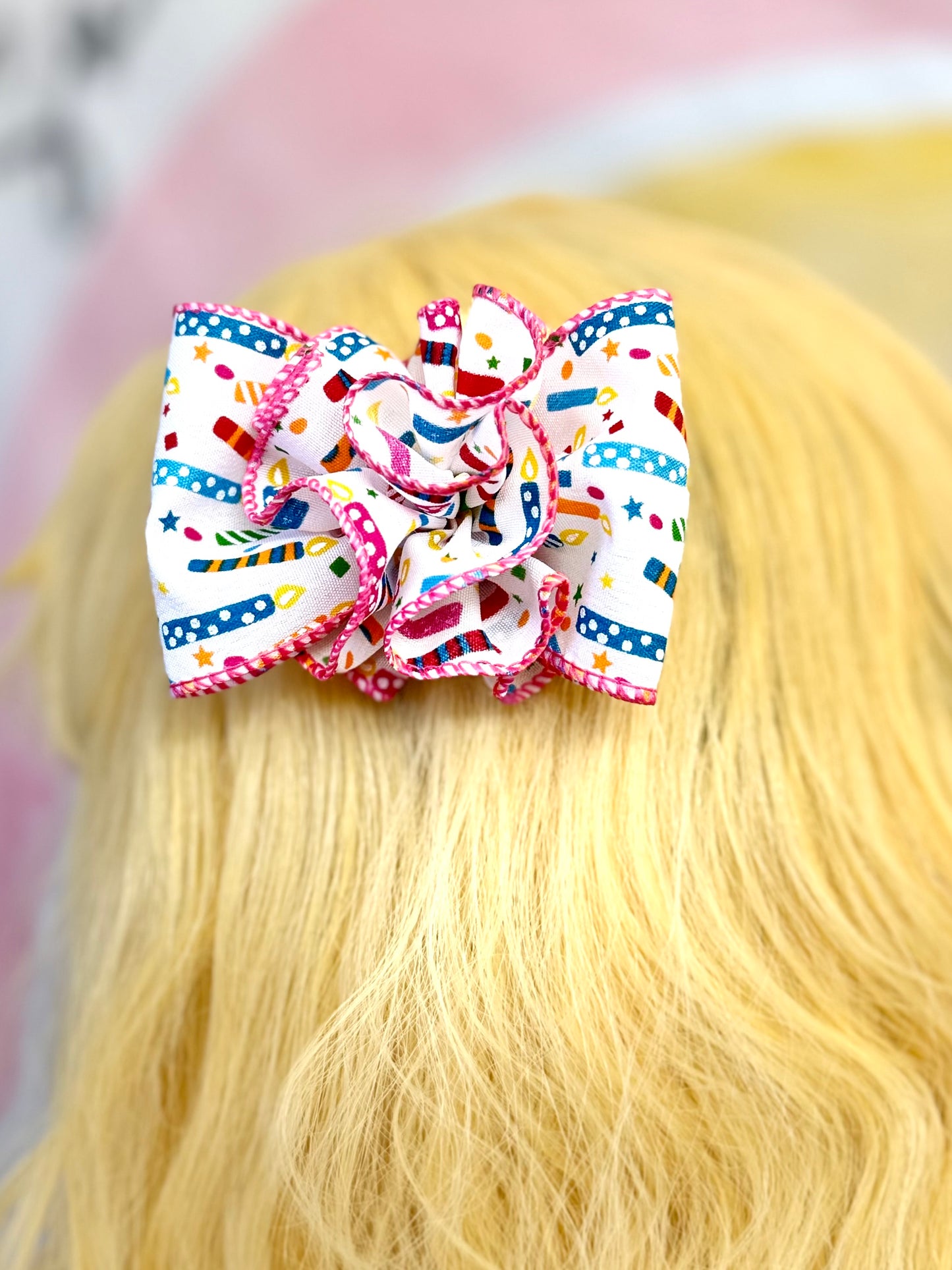 3.5” Birthday Bow with Ruffle