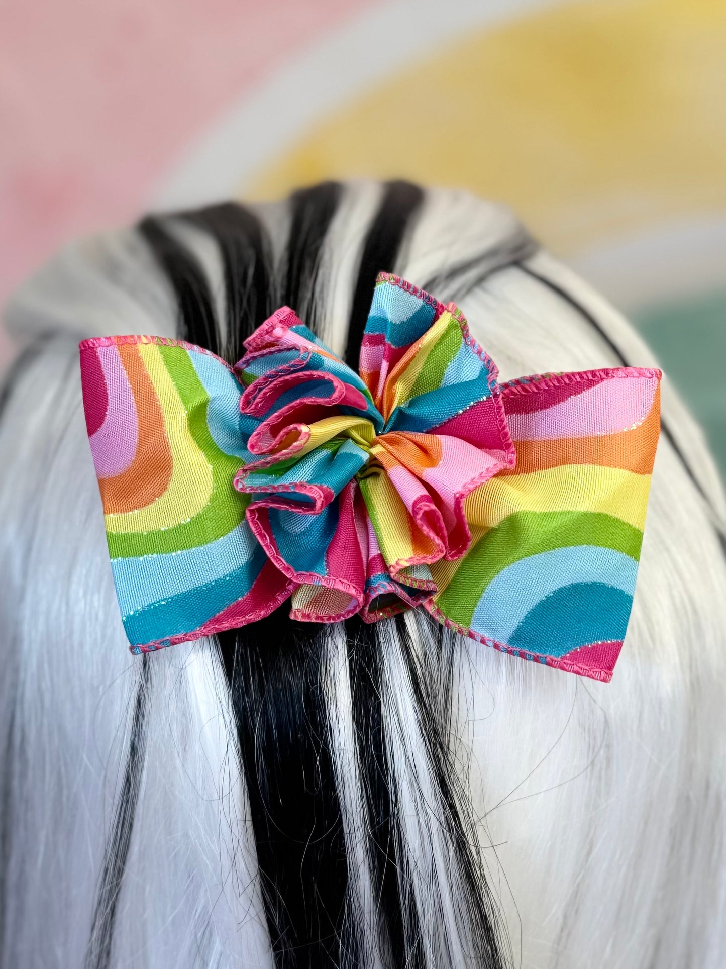 4.5” 70's Bow with Ruffle Ball