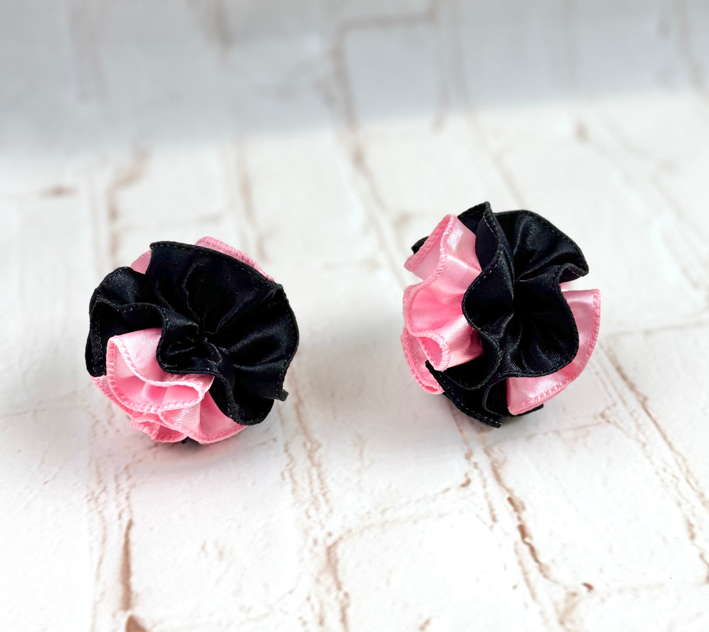 2” Lady Bird Ruffle Ball
