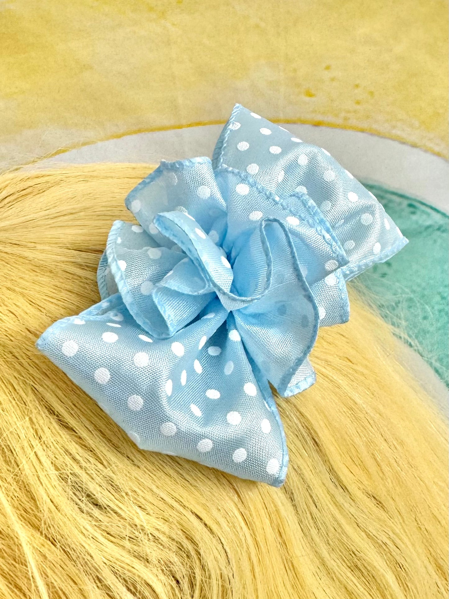 3.5” Icey Polka Dot Bow with Ruffle