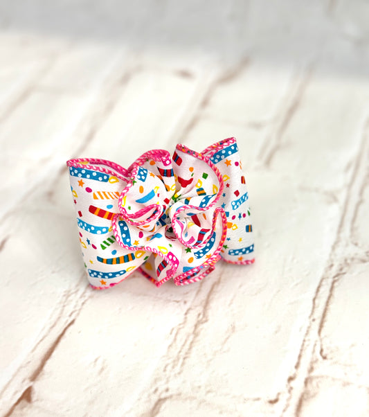 3.5” Birthday Bow with Ruffle