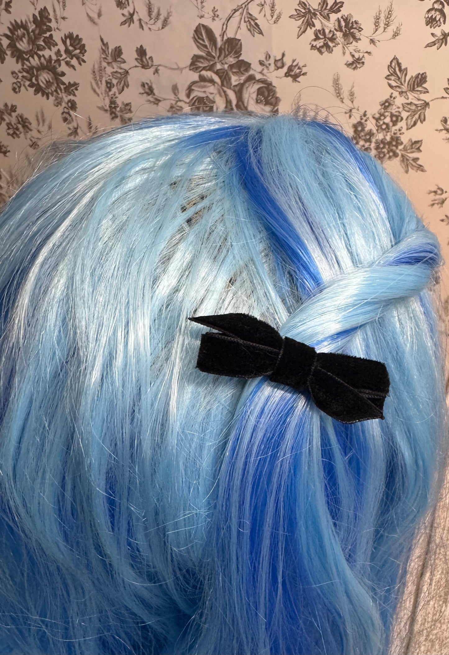 2” Classic Velvet Bow