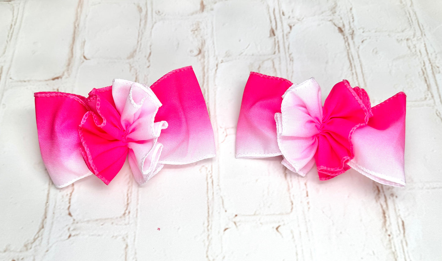4.5” Cupid Ombré Bow with Ruffle Ball
