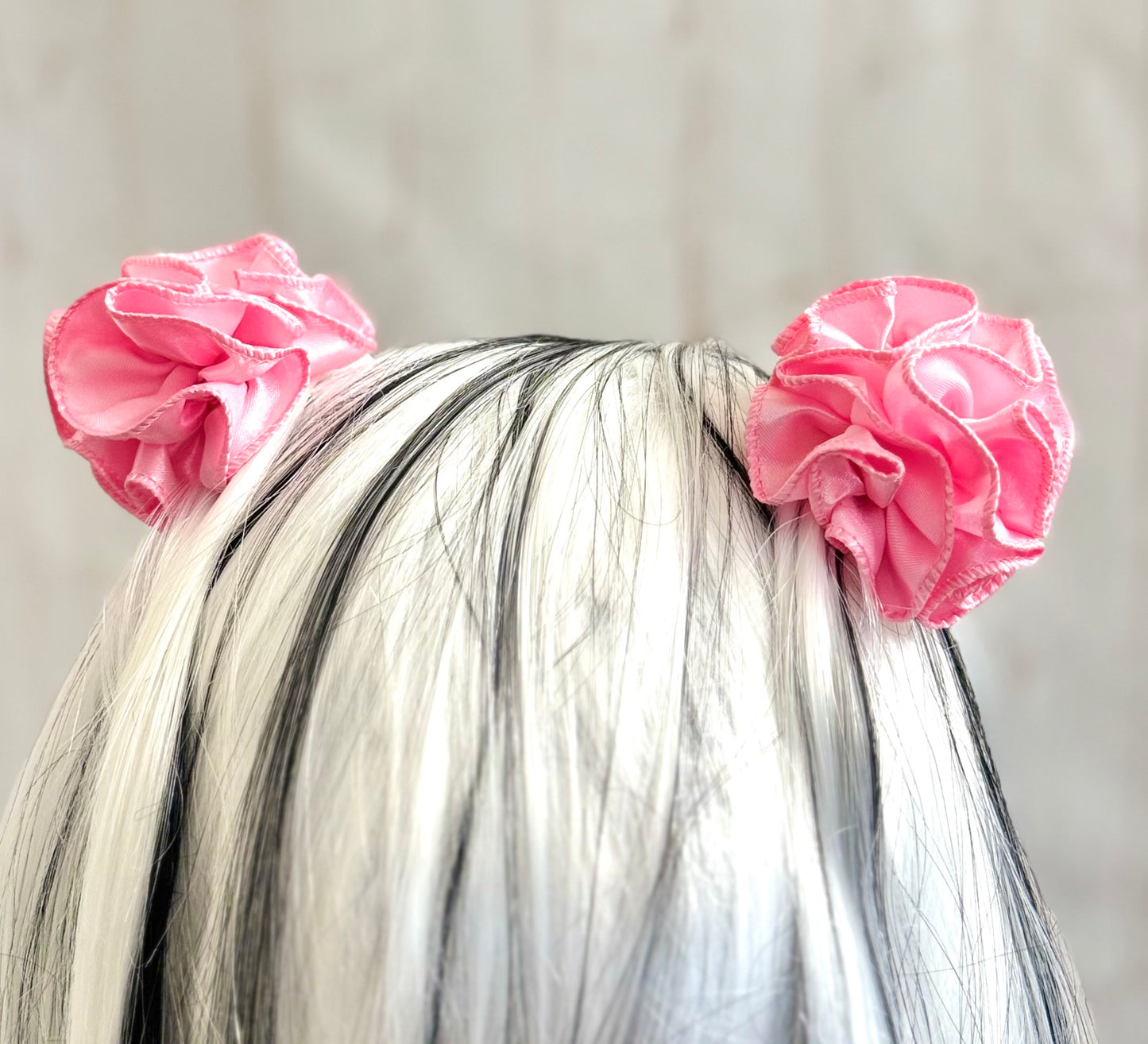2” Molly Ruffle Ball
