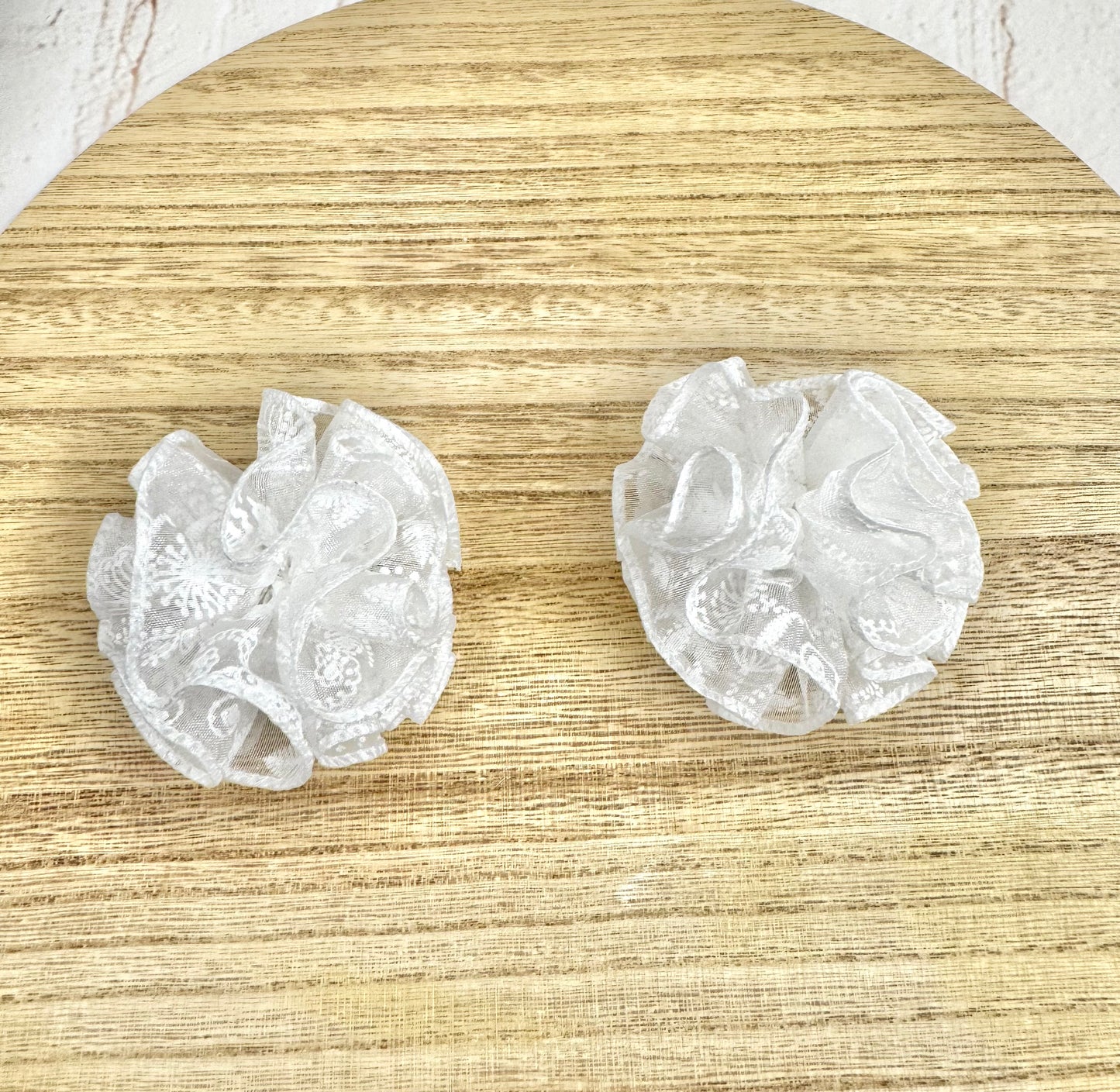 2” Diana Ruffle Ball